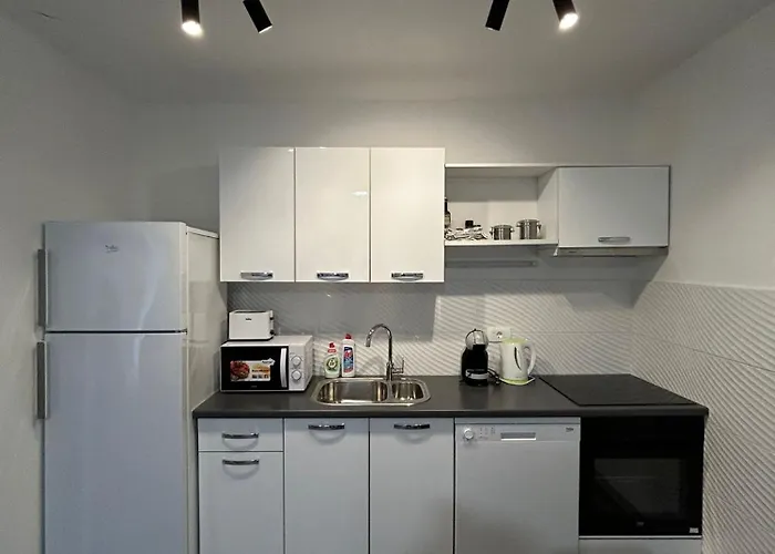 Memento Vivere Podstrana